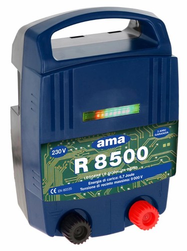 Elettrificatore per recinti