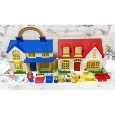Sanrio Hello Kitty Dollhouse