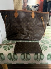 Louis Vuitton GM interno