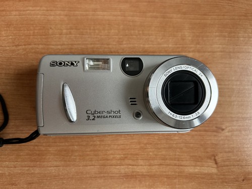 Fotocamera digitale sony - fotocamera,