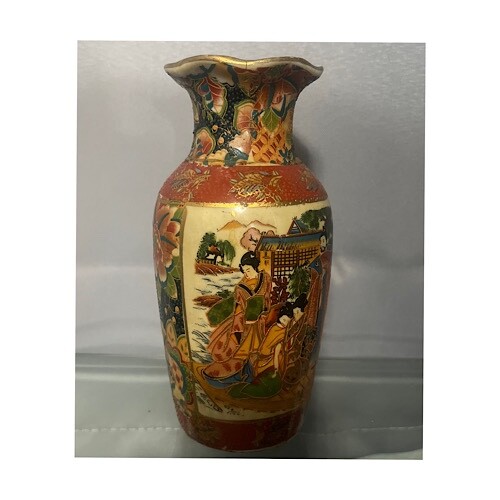 Antico vaso giapponese