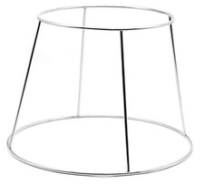 Pentole agnelli alzata