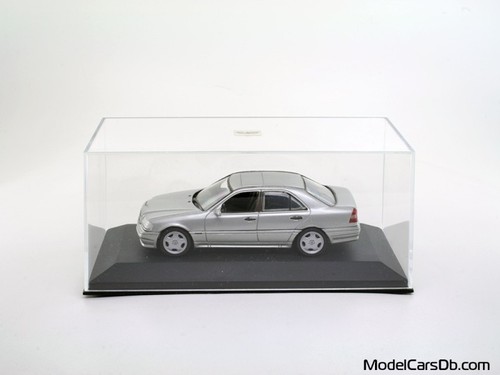 Mercedes 36 amg - c,