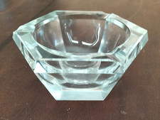 Posacenere in Cristallo Val Saint Lambert Firmato di forma esagonale sfaccettato