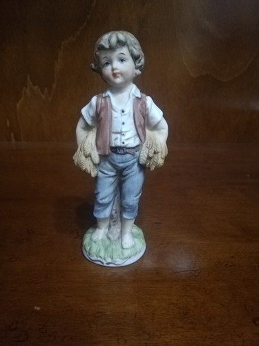 Statuina ceramica ragazzo - statuina,