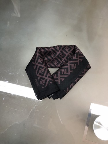 Fendi foulard - fendi,