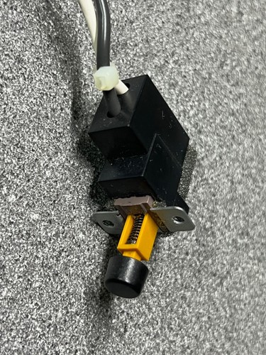 Interruttore rete e - interruttore, di