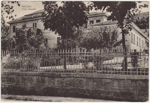 Pescina villa rinaldi - villa,