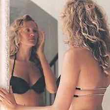 Nero La'licia A Schiena Nuda