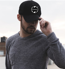 Cappello nero logo Euterial