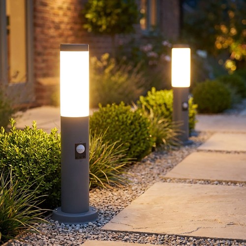Luce con piedistallo lampione - con,