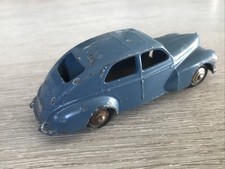 DINKY TOYS PEUGEOT 203