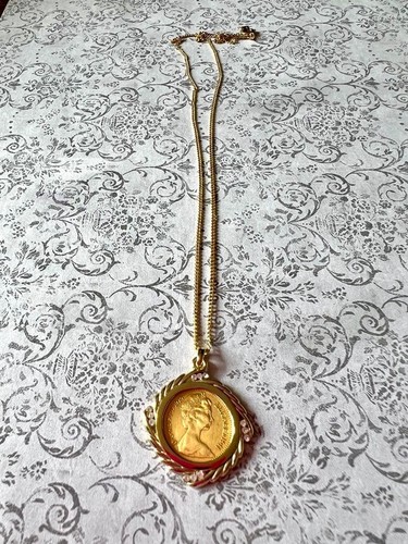 Collana con motivo - , moneta