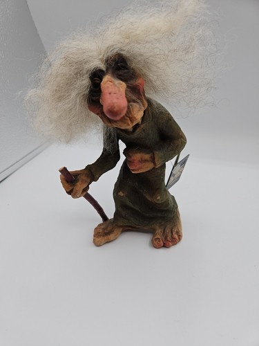 Nyform witch troll 113 - nyform,