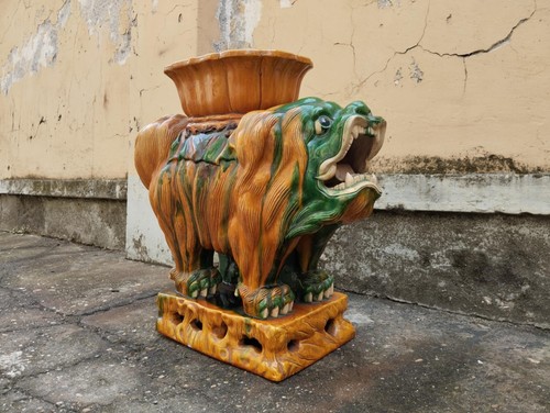 Antico grande cane in - grande,
