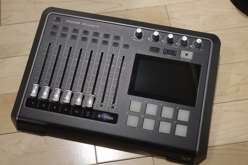 Tascam mixcast mixer - tascam,