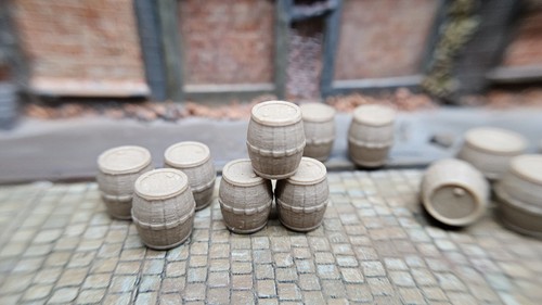 12x botti di legno - h0,