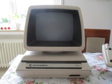 Commodore 710 con tastiera CBM