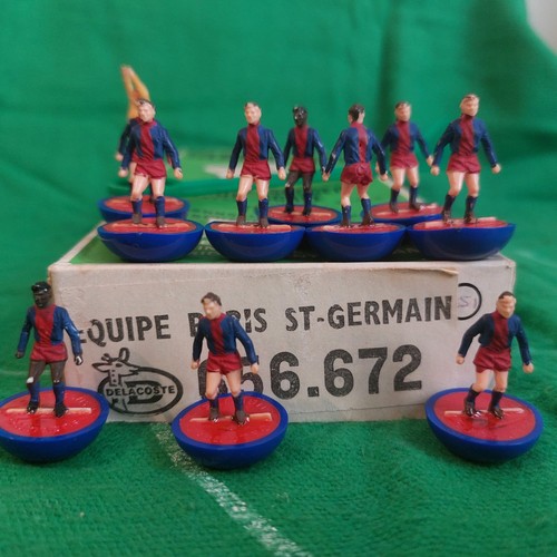 Mint subbuteo team - 251, psg