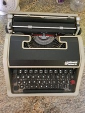 Macchina da scrivere vintage Olivetti Lettera DL 