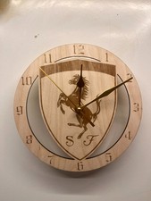 Orologio da parete Ferrari – Logo Cavallino Rampante inciso su legno