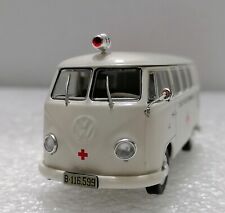 VOLKSWAGEN T1 Ambulanza Croce Rossa - Modellino vintage pressofuso scala 1:43 come nuovo