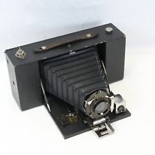 Antica macchina fotografica