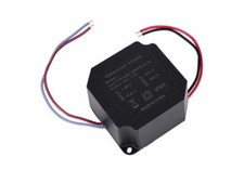 Alimentatore a tenuta stagna