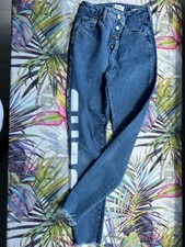 JEANS GUESS RAGAZZA/DONNA QUASI NUOVI USATI POCO SIZE 25 A BOTTONI ORIGINALI