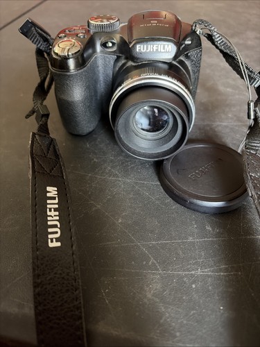 Fujifilm finepix s1600 solo - finepix,