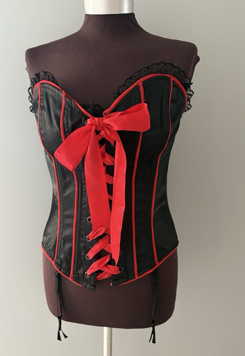 Fredericks hollywood - of,