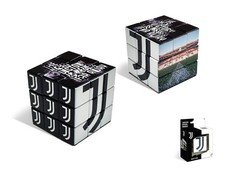 Mondo Motors RUBIK'S CUBE