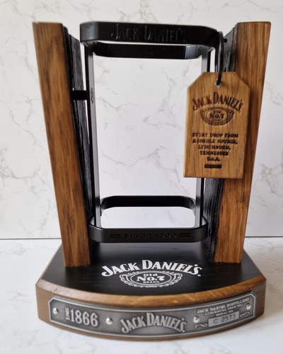 Official jack daniels pub art - daniels,