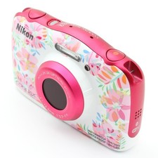Nikon COOLPIX W150 Flower