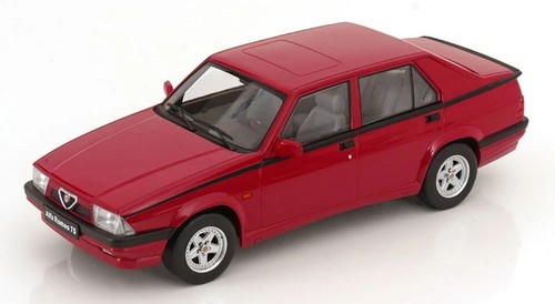 Alfa romeo 1988 triple - 1/18,