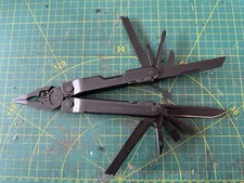 Leatherman Super Tool 300 -