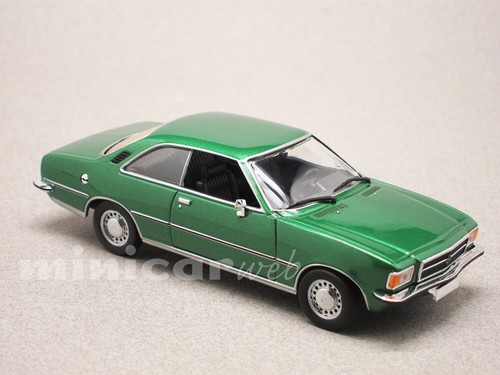 Opel rekord coupe vert - d,