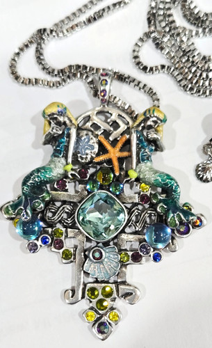 Collana con ciondolo sirena