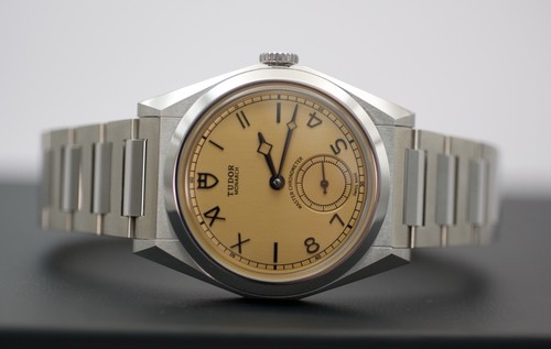 Tudor monarch - monarch,