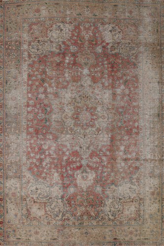 Distressed traditional area - distressed,