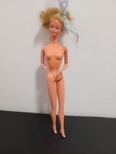 Barbie  Mattel made in Philippines. Vintage 1966