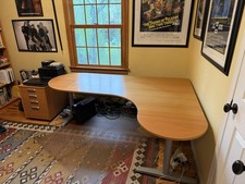 IKEA Galant Curved Computer
