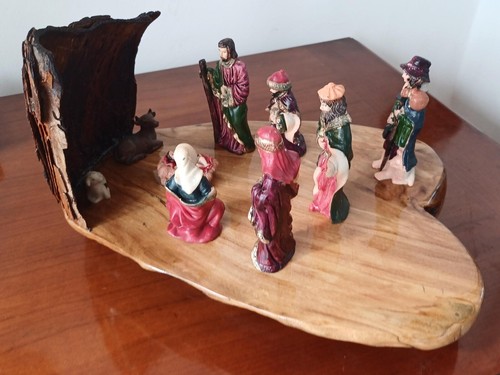 Presepe legno ulivo - di,