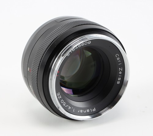 Zeiss planar ze - mm,
