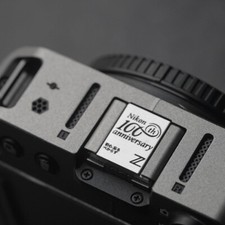 Custodia per fotocamera in metallo anniversario centenario protezione per Nikon