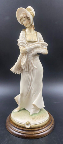 Statuetta statua figurine - statuetta,