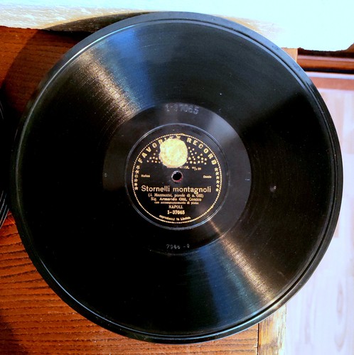Giri favorite record - record, 1-