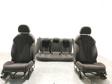 SET COMPLETO DI SEDILI /