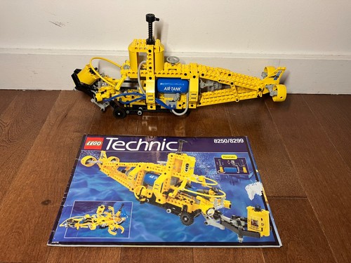 Lego technic retired model - lego,