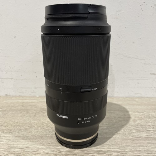 Tamron 180 8 - mm, f/2.8